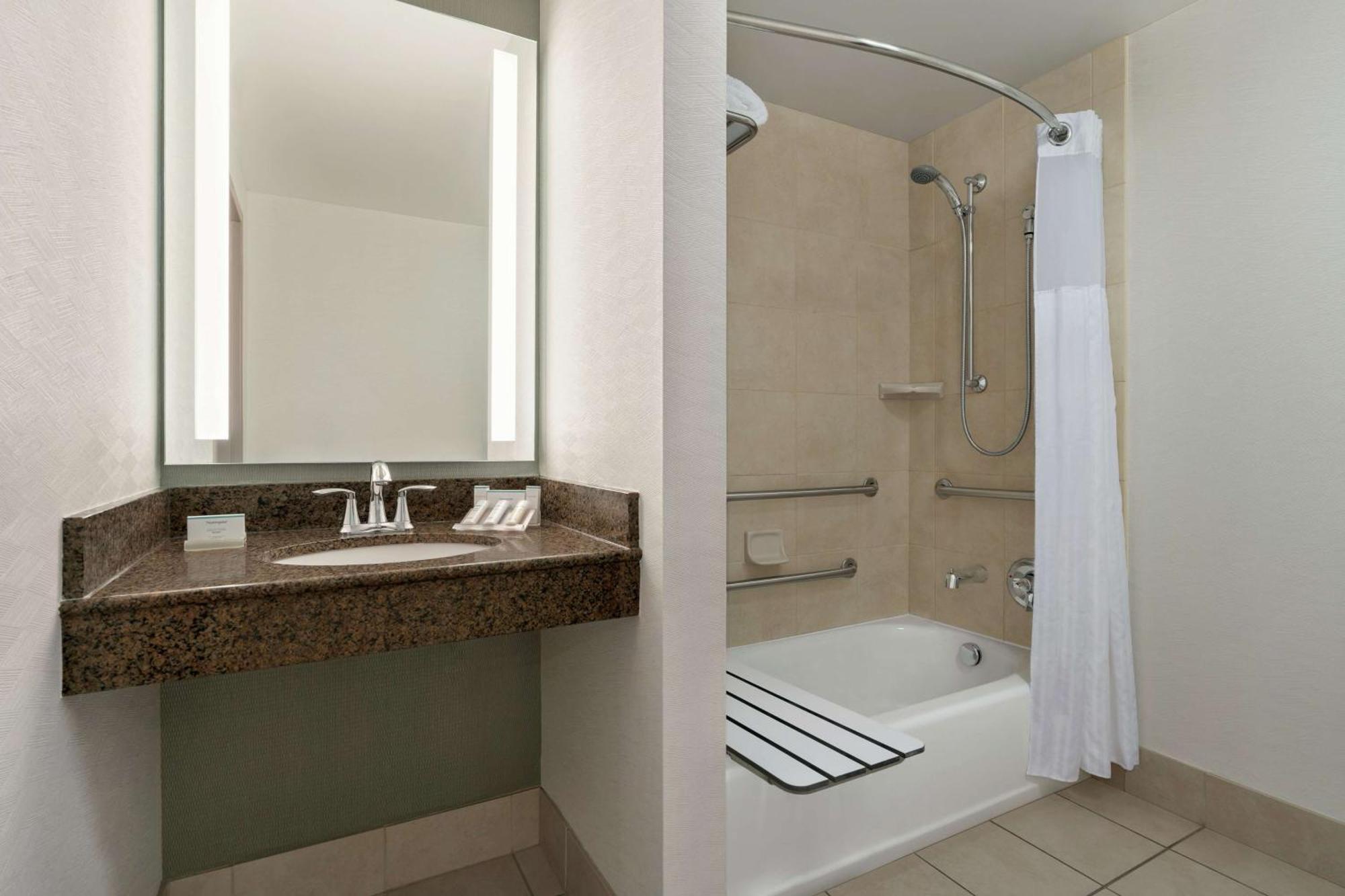 Hilton Garden Inn Charlotte/Ayrsley Exterior foto